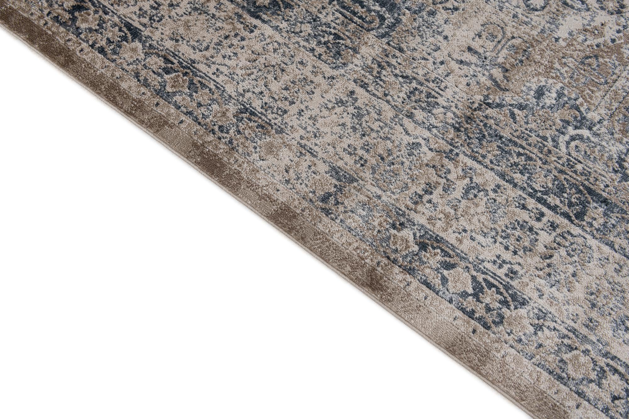 5' 2 x 7' 7 Villa Rug