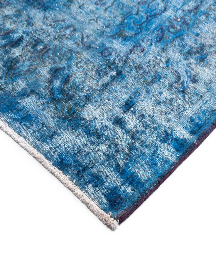 Detail image of 9' 9 x 12' 5 Vintage Royal Wool Rug