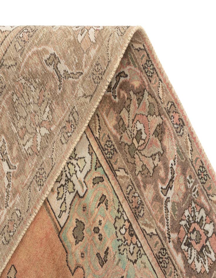 Detail image of 6' 8 x 9' 3 Vintage Wool Rug