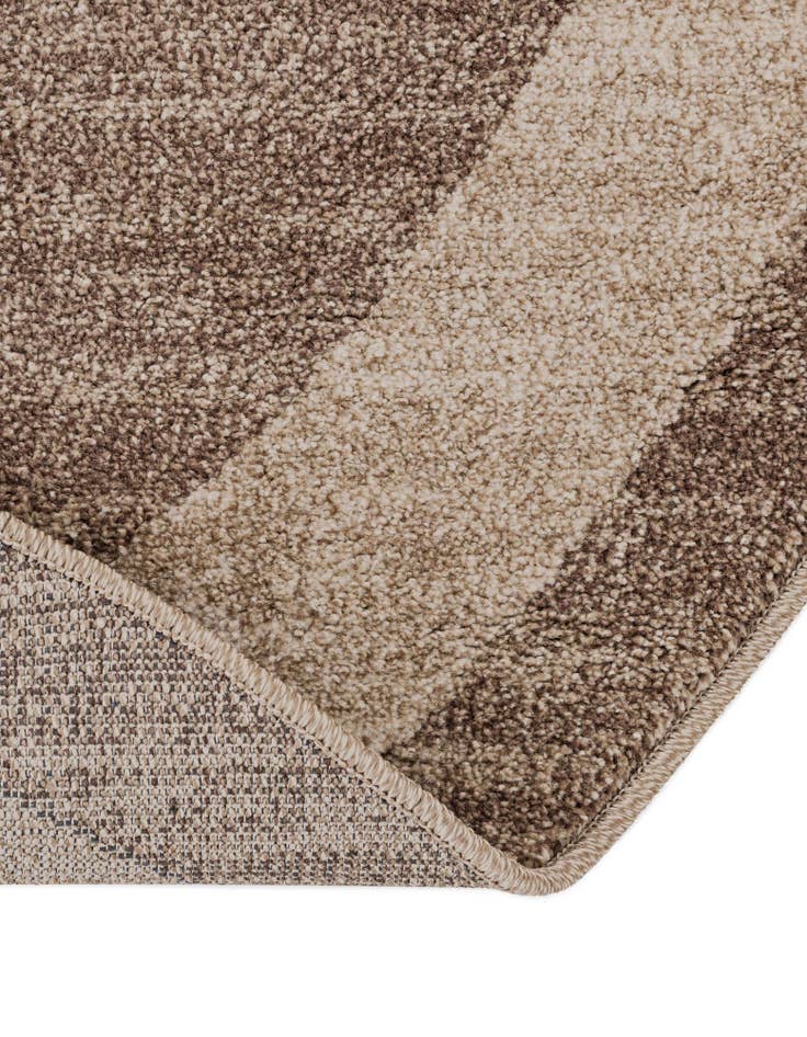 Detail image of 7' 10 x 7' 10 Angelica Round Rug