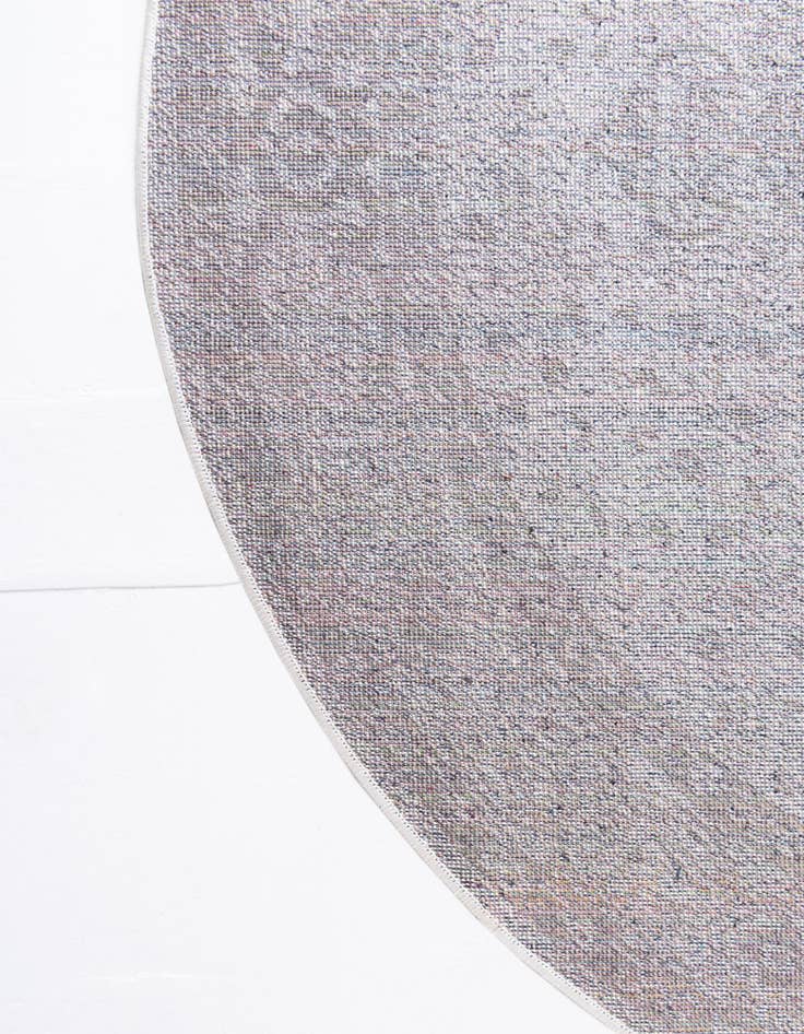 Detail image of 5' x 5' Bexley Round Rug