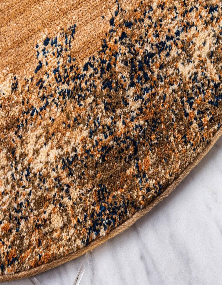 Detail image of 4' 5 x 4' 5 Charlestown Round Rug