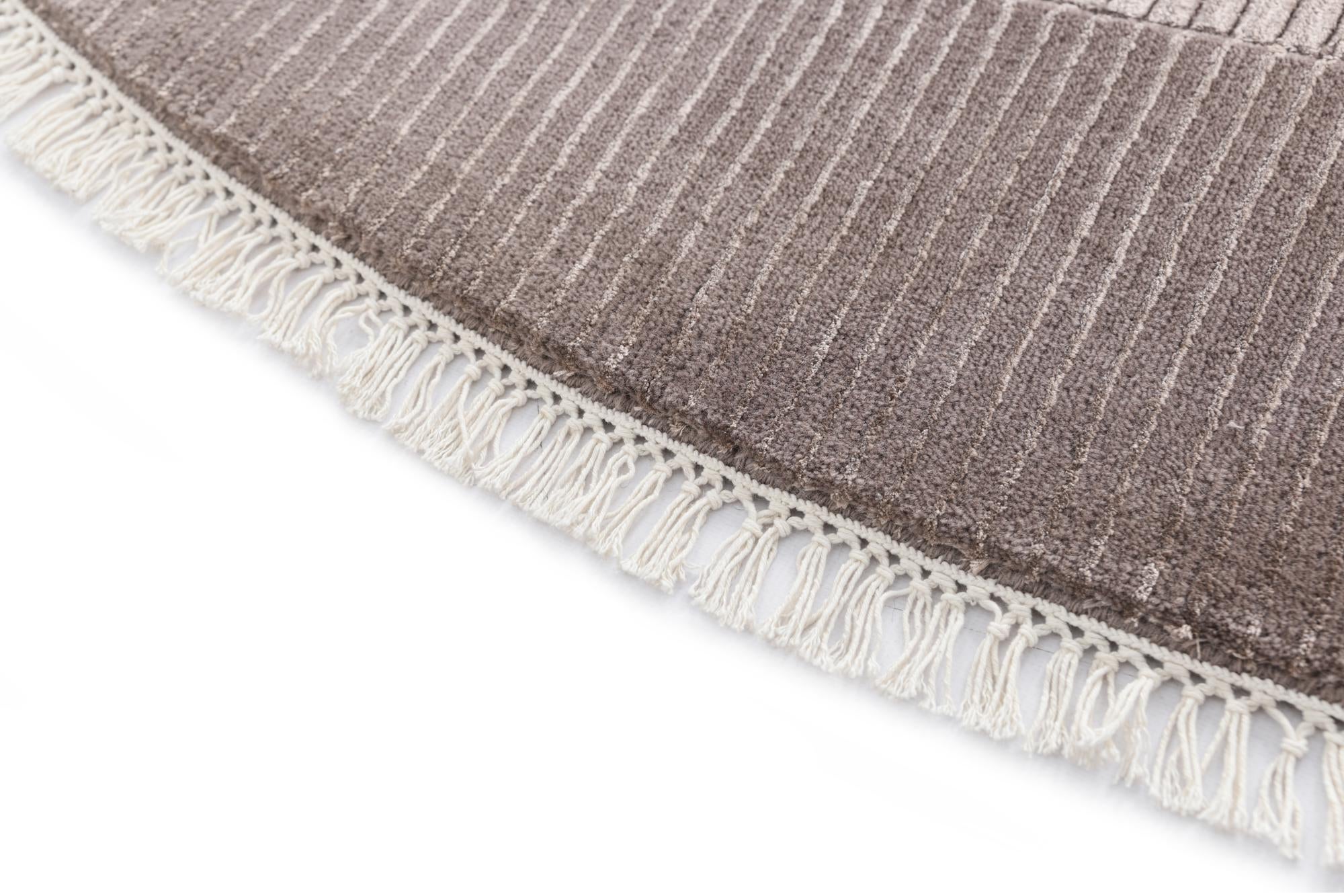 6' 7 x 6' 7 Hand Knotted Darya Wool Round Rug