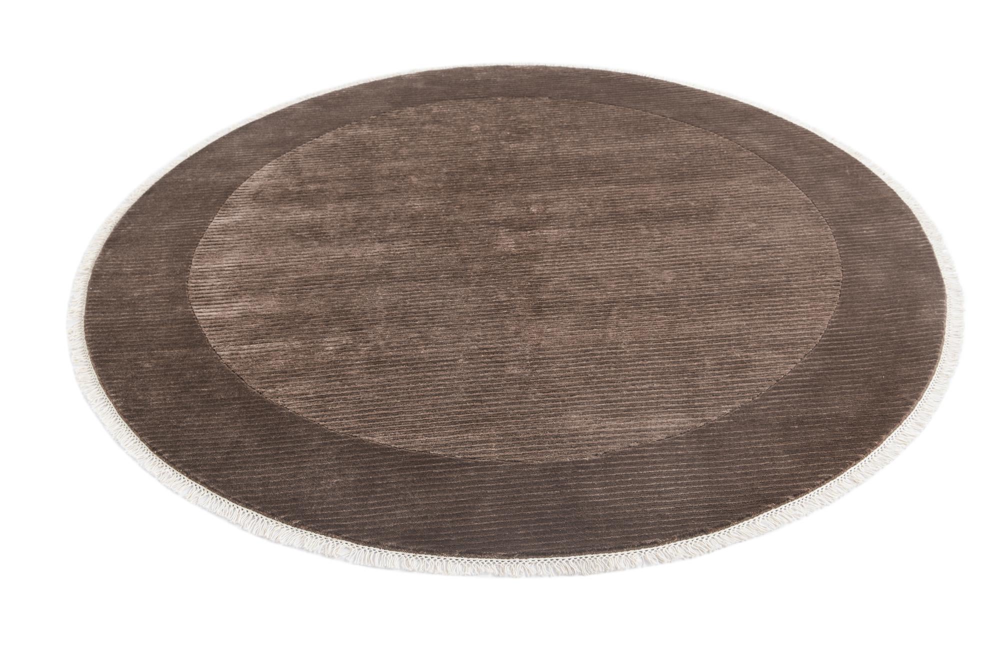 6' 6 x 6' 6 Hand Knotted Darya Wool Round Rug