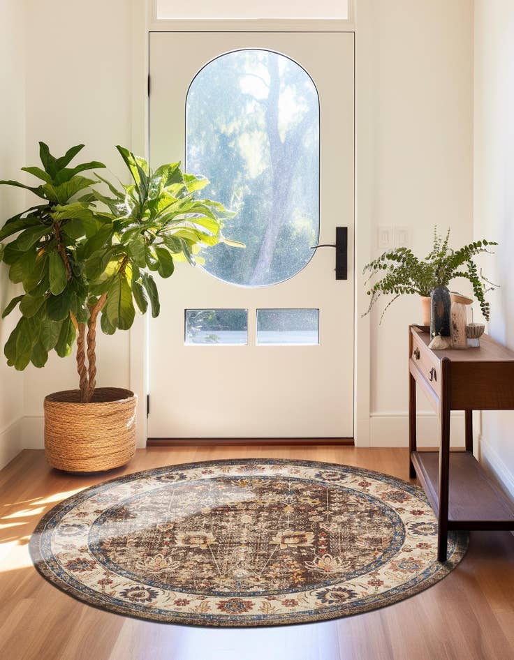 Detail image of 8' x 8' Eden Round Rug