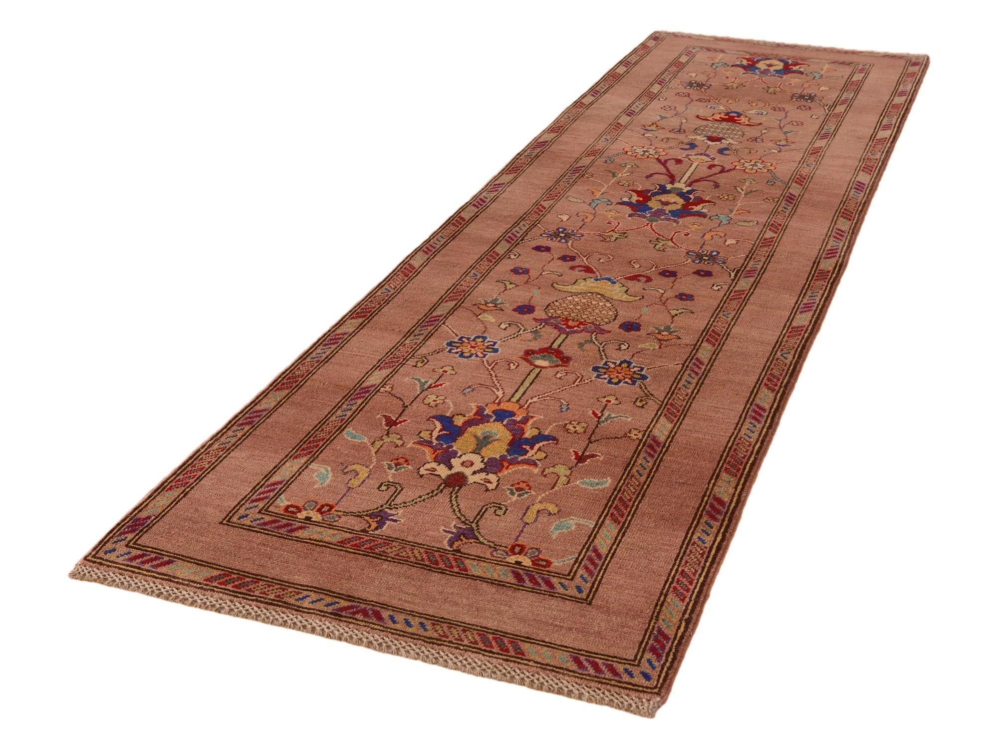 2' 9 x 9' 11 Hand Knotted Kazak Round Rug