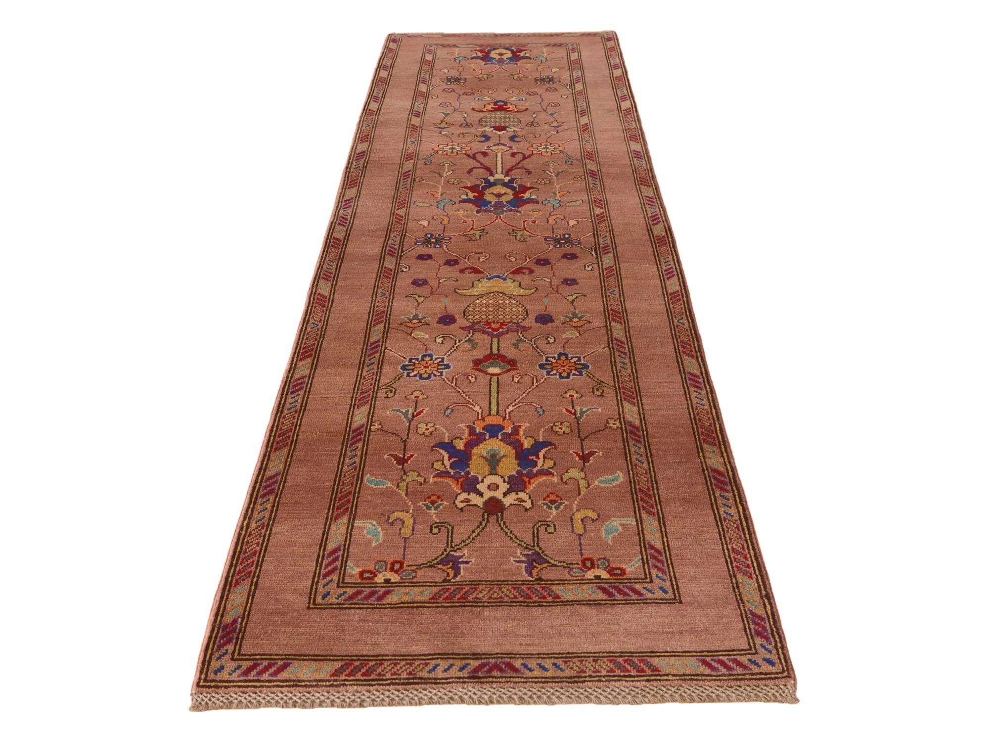 2' 9 x 9' 11 Hand Knotted Kazak Round Rug