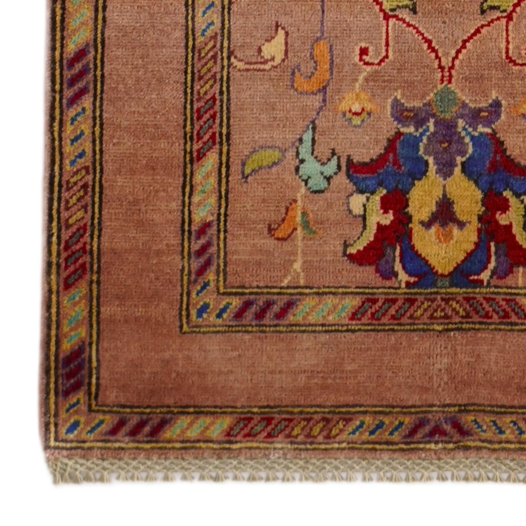 2' 9 x 9' 11 Hand Knotted Kazak Round Rug