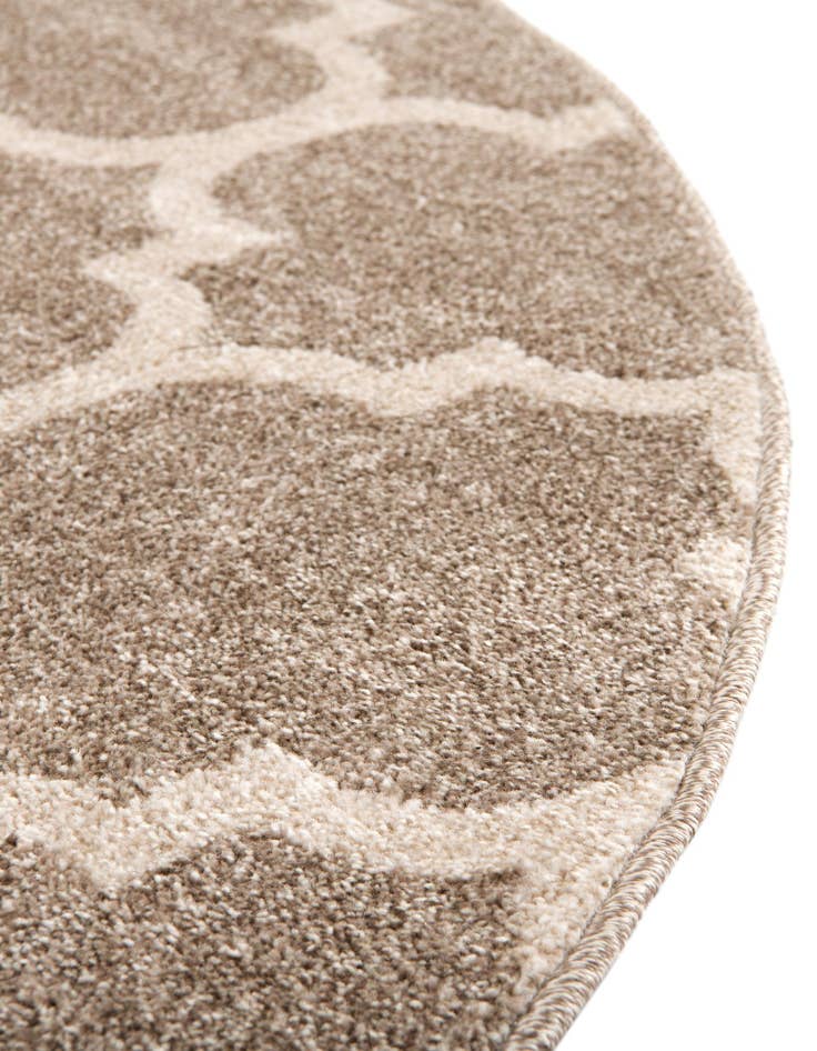 Detail image of 10' x 10' Lattice Round Rug