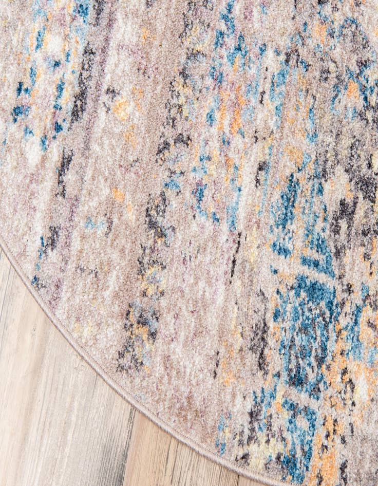 Detail image of 5' x 5' Madrid Round Rug