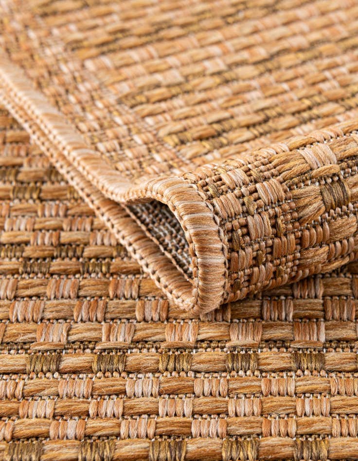 Detail image of 6' x 6'  Washable Border Indoor / Outdoor Round Rug