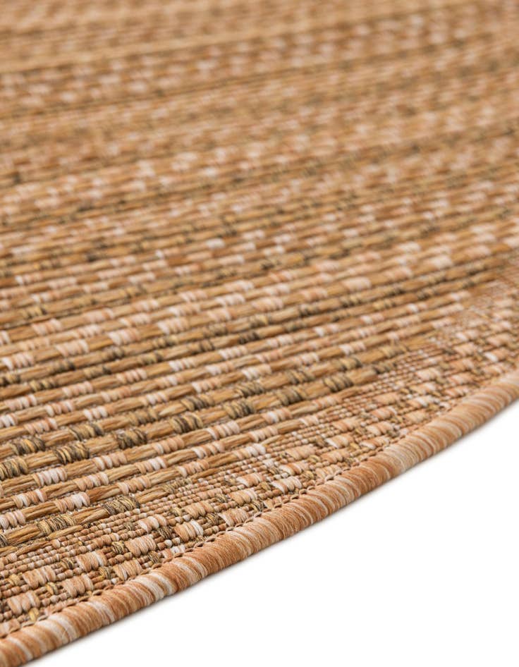 Detail image of 6' x 6'  Washable Border Indoor / Outdoor Round Rug
