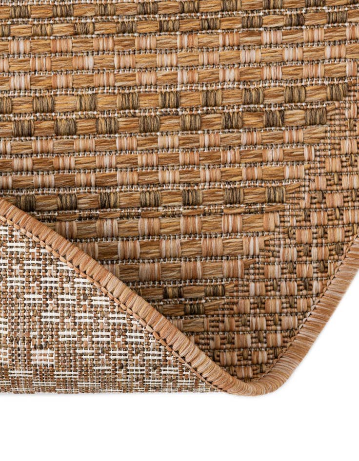 Detail image of 6' x 6'  Washable Border Indoor / Outdoor Round Rug