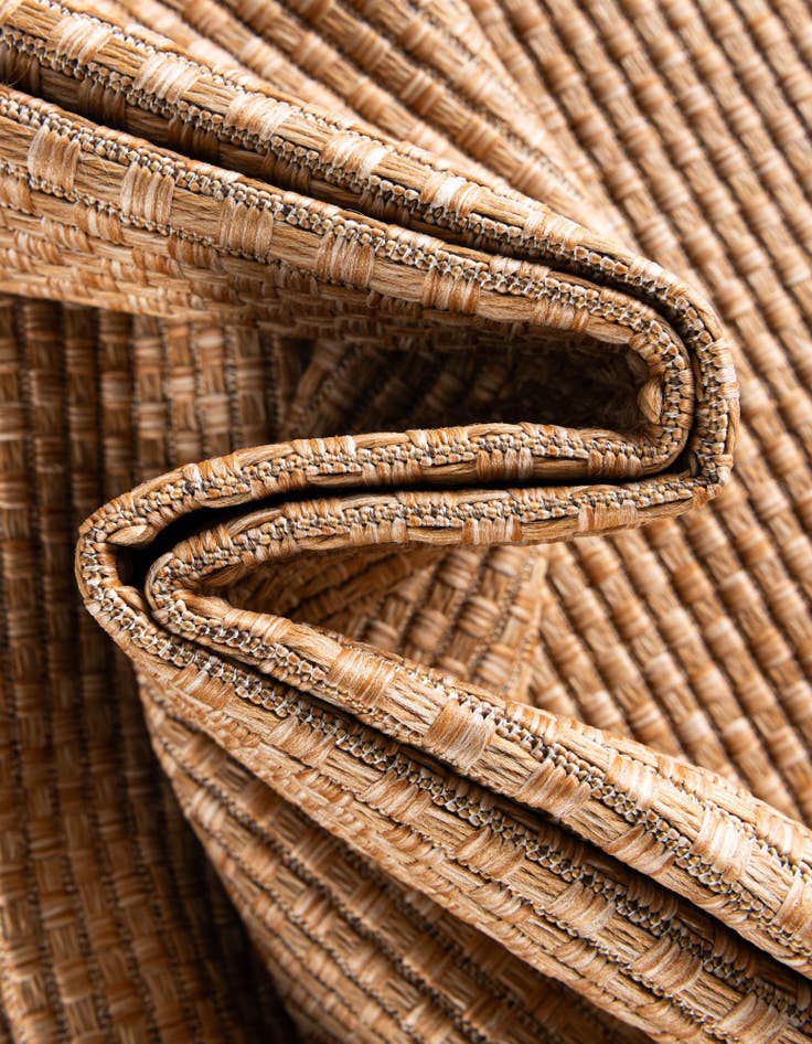 Detail image of 6' x 6' Easy-Clean Border Indoor / Outdoor Round Rug