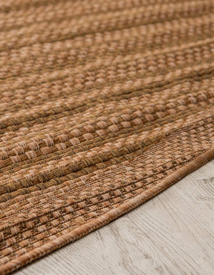 Detail image of 6' x 6' Easy-Clean Border Indoor / Outdoor Round Rug