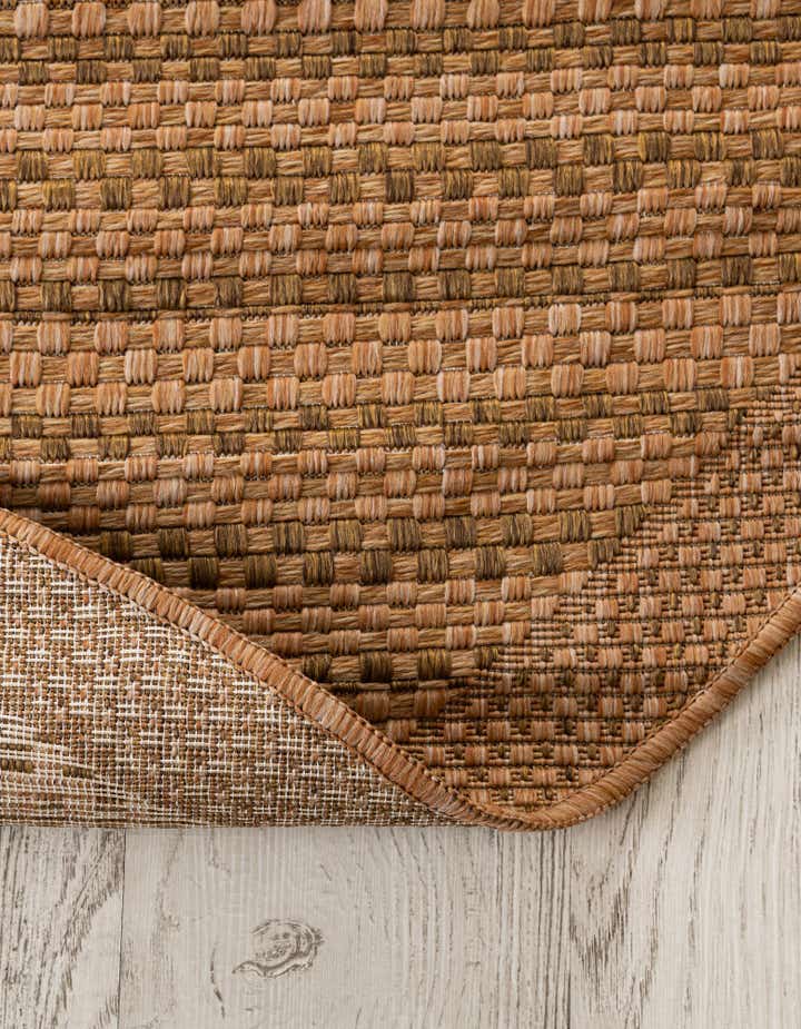 6' x 6' Easy-Clean Border Indoor / Outdoor Round Rug