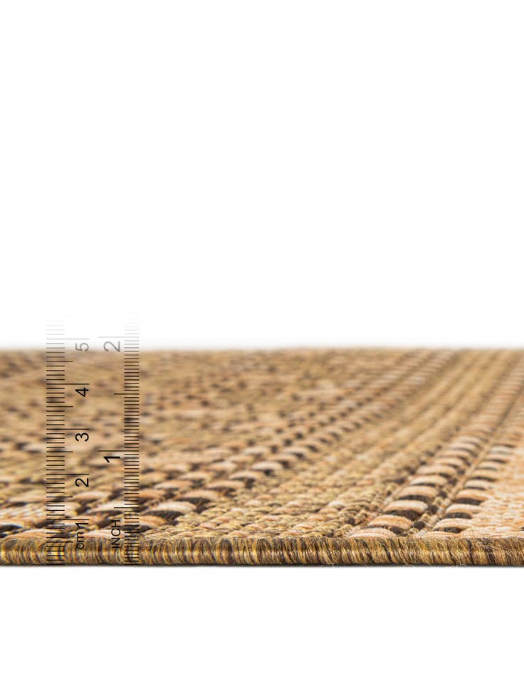 Detail image of 6' x 6'  Washable Modern Indoor / Outdoor Round Rug