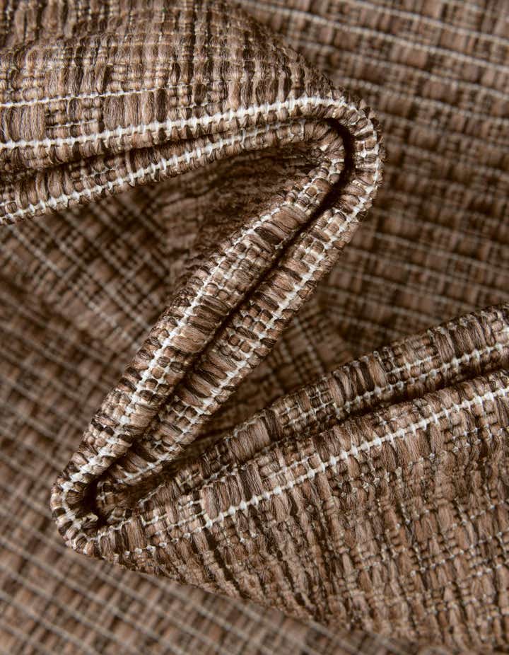 4' 1 x 4' 1 Easy-Clean Solid Indoor / Outdoor Round Rug