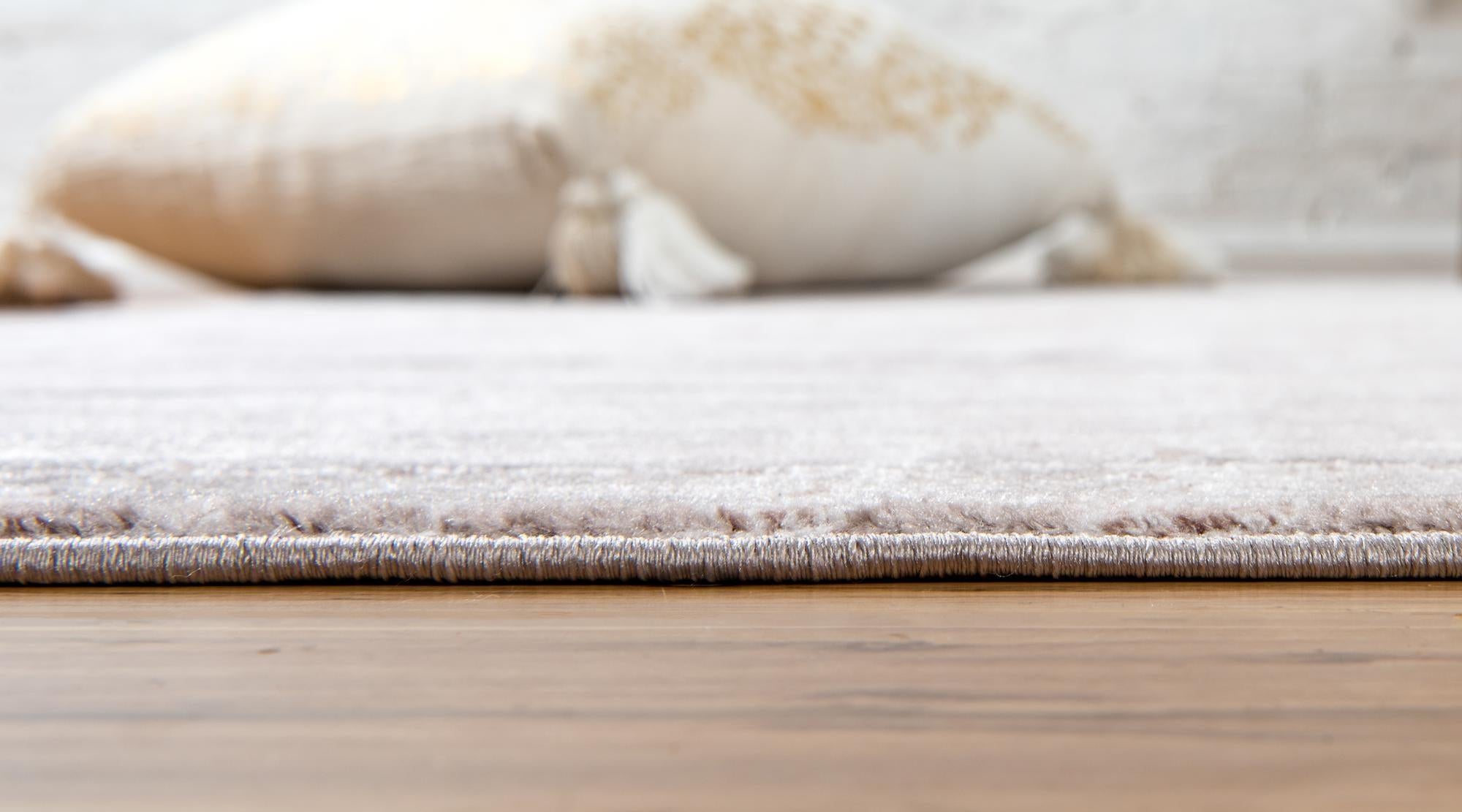 5' 3 x 5' 3 Uptown Lexington Avenue Round Rug