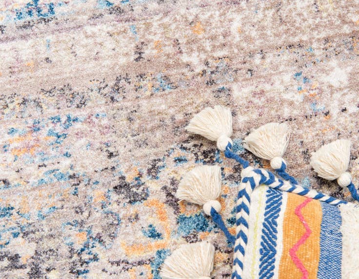 Detail image of 3' 3 x 3' 3 Vega Round Rug
