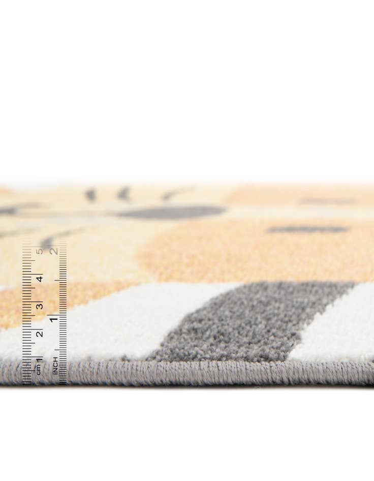 Detail image of 5' 3 x 5' 3 Cat Whimsy Kids Round Rug