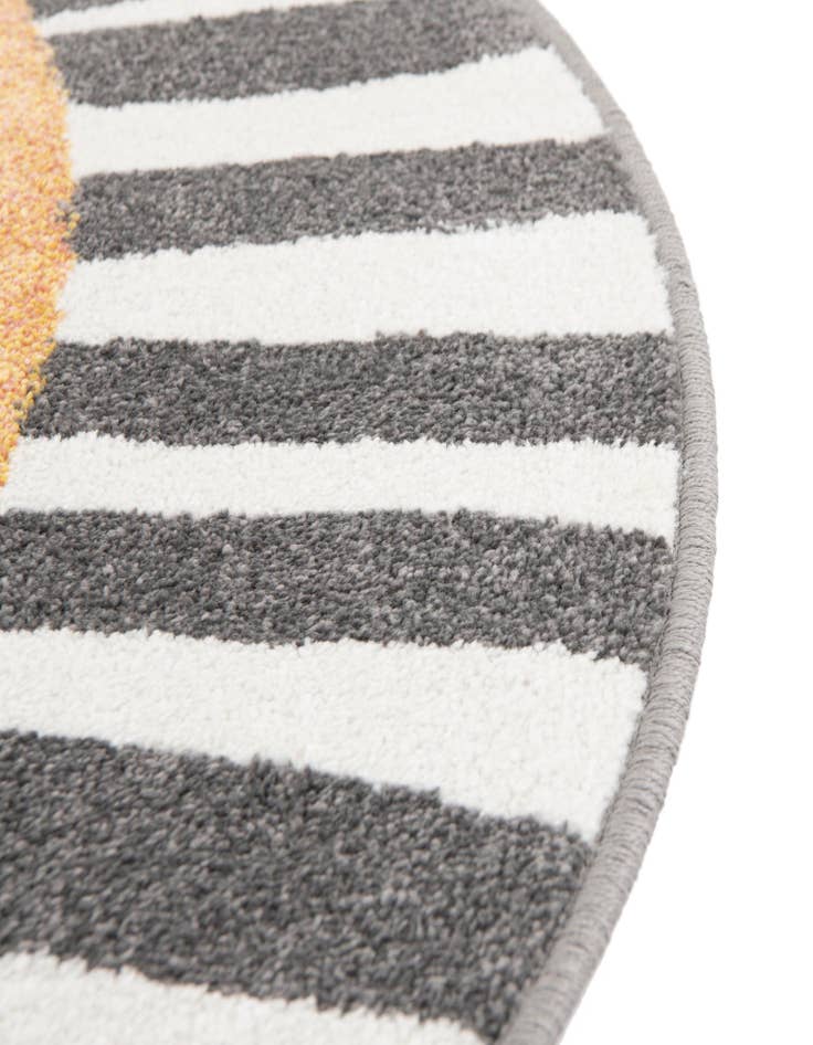 Detail image of 5' 3 x 5' 3 Cat Whimsy Kids Round Rug