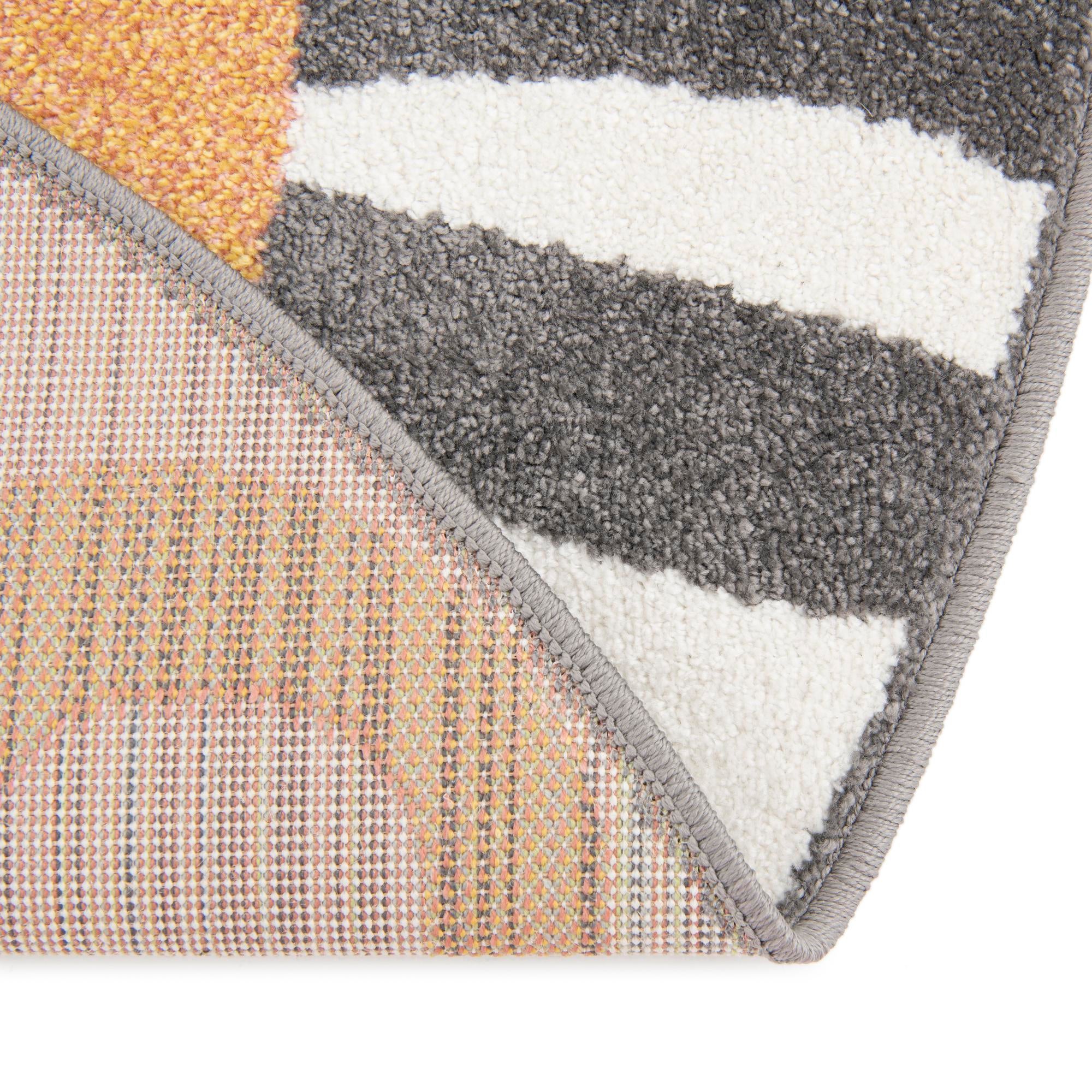 5' 3 x 5' 3 Cat Whimsy Kids Round Rug