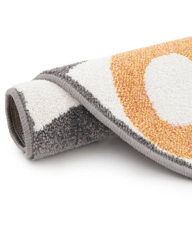 Detail image of 5' 3 x 5' 3 Cat Whimsy Kids Round Rug