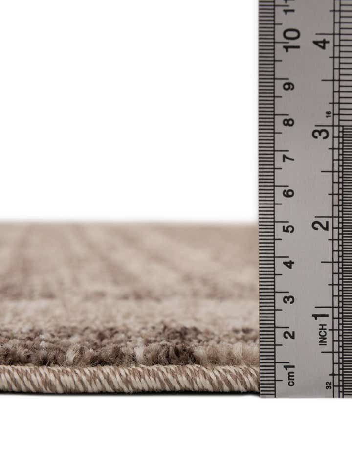 2' 7 x 10' Angelica Runner Rug