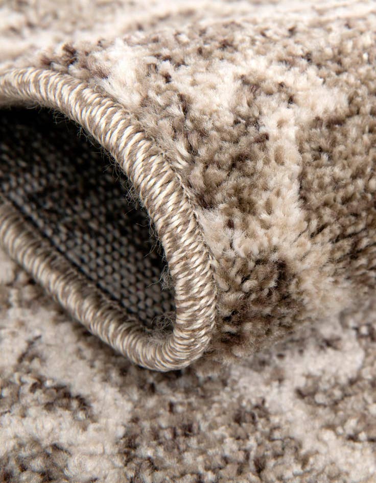 Detail image of 2' 7 x 10' Damask Runner Rug