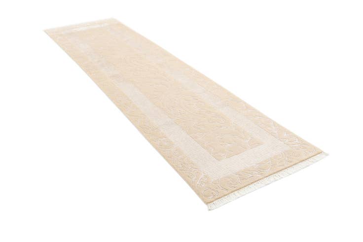 Detail image of 2' 8 x 10' 4 Hand Knotted Darya Wool Runner Rug