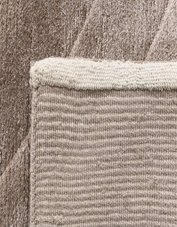 Detail image of 2' 8 x 9' 9 Darya Runner Rug