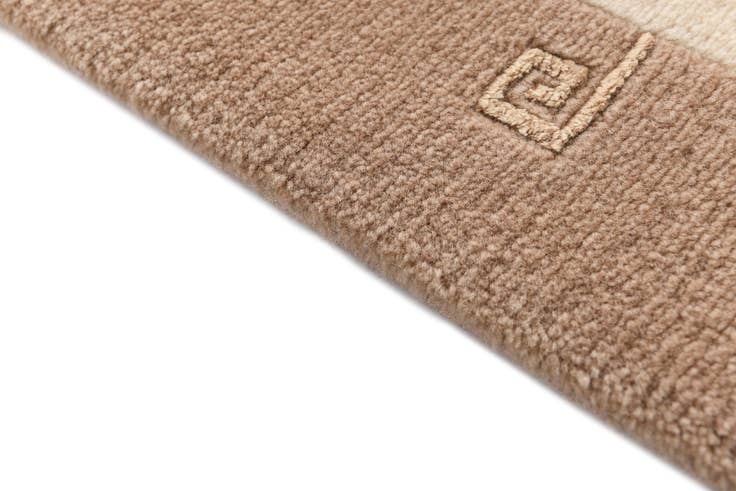 Detail image of 2' 8 x 9' 8 Darya Runner Rug