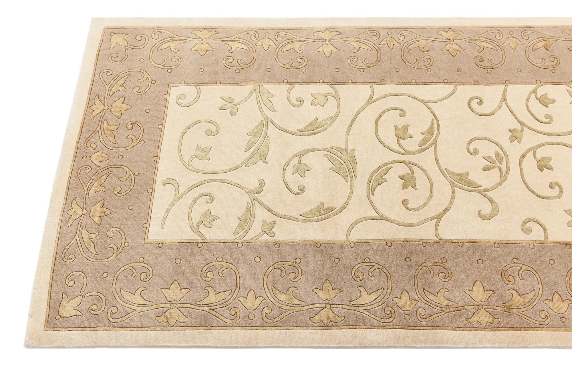 2' 7 x 10' Darya Runner Rug