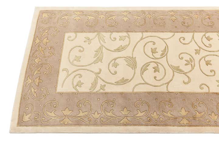 2' 7 x 10' Darya Runner Rug