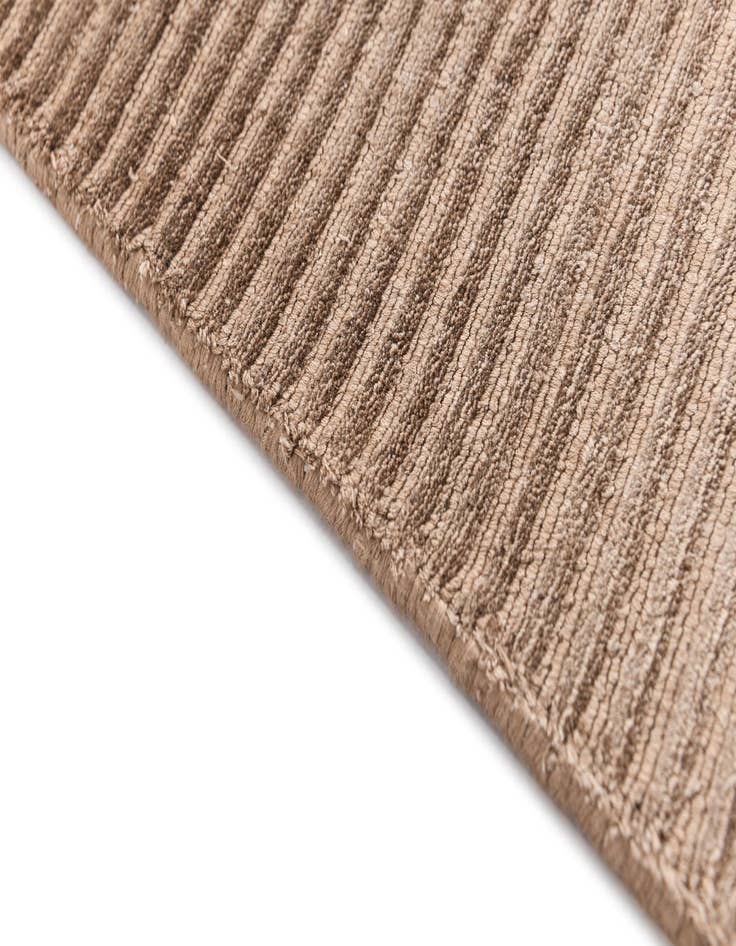 Detail image of 2' 7 x 9' 6 Darya Runner Rug