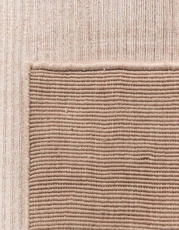 Detail image of 2' 7 x 9' 10 Darya Runner Rug