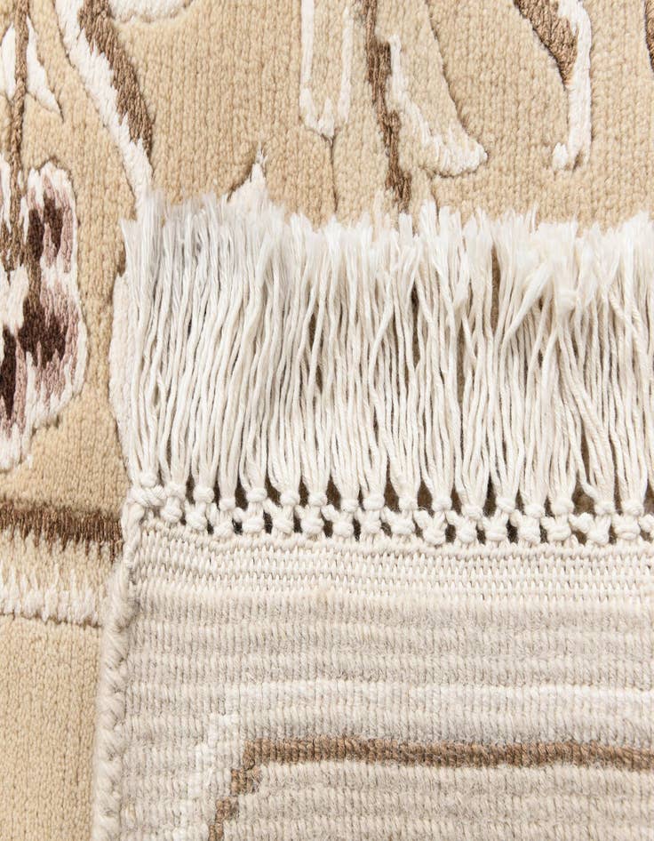 Detail image of 2' 9 x 9' 8 Darya Runner Rug