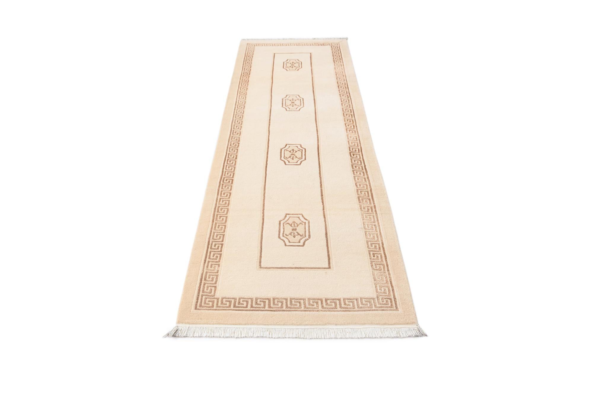 2' 9 x 9' 10 Darya Runner Rug
