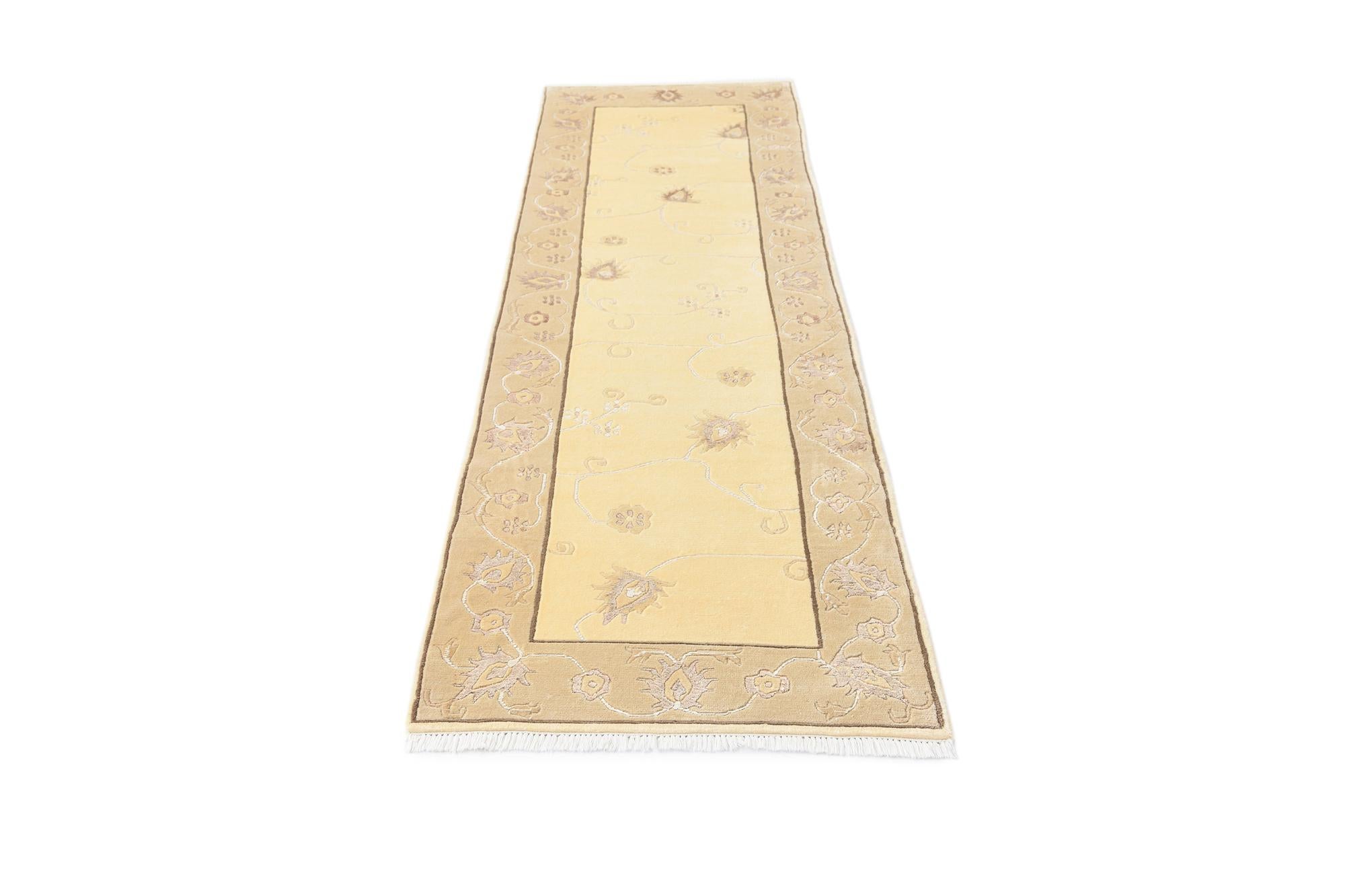 2' 7 x 9' 7 Darya Runner Rug