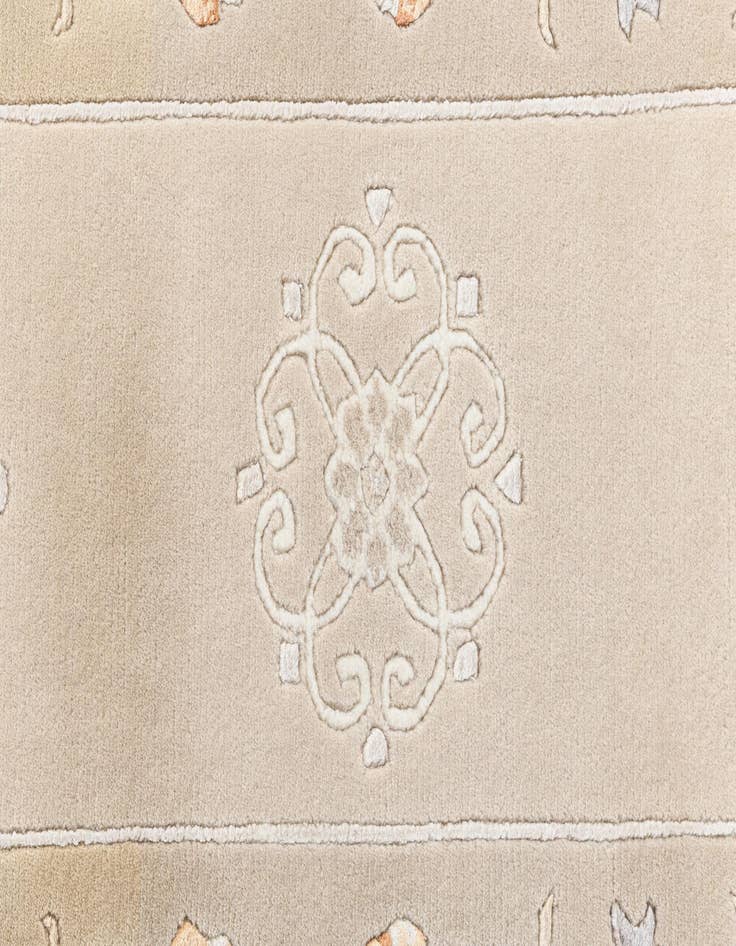 Detail image of 2' 8 x 9' 8 Darya Runner Rug