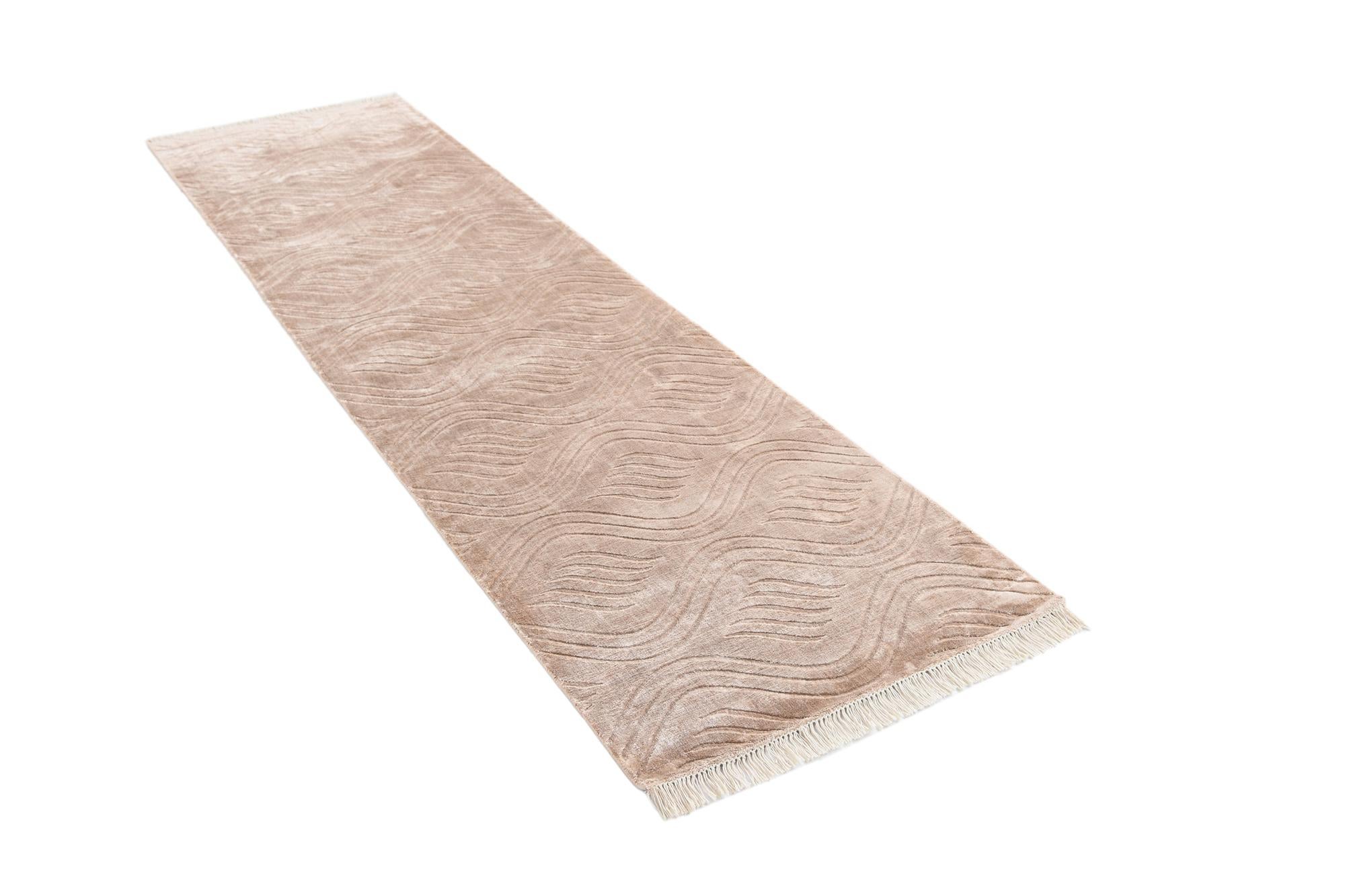 2' 8 x 10' Darya Runner Rug