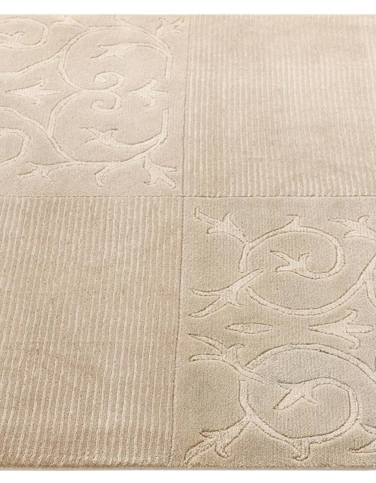 Detail image of 3' 3 x 9' 9 Darya Runner Rug