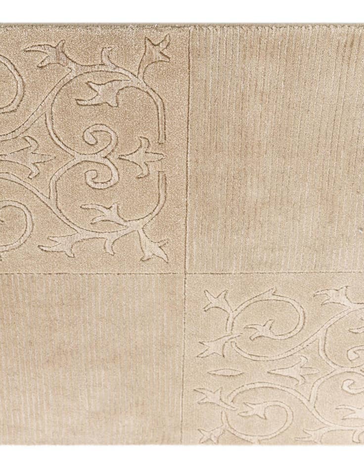 Detail image of 2' 7 x 13' Darya Runner Rug