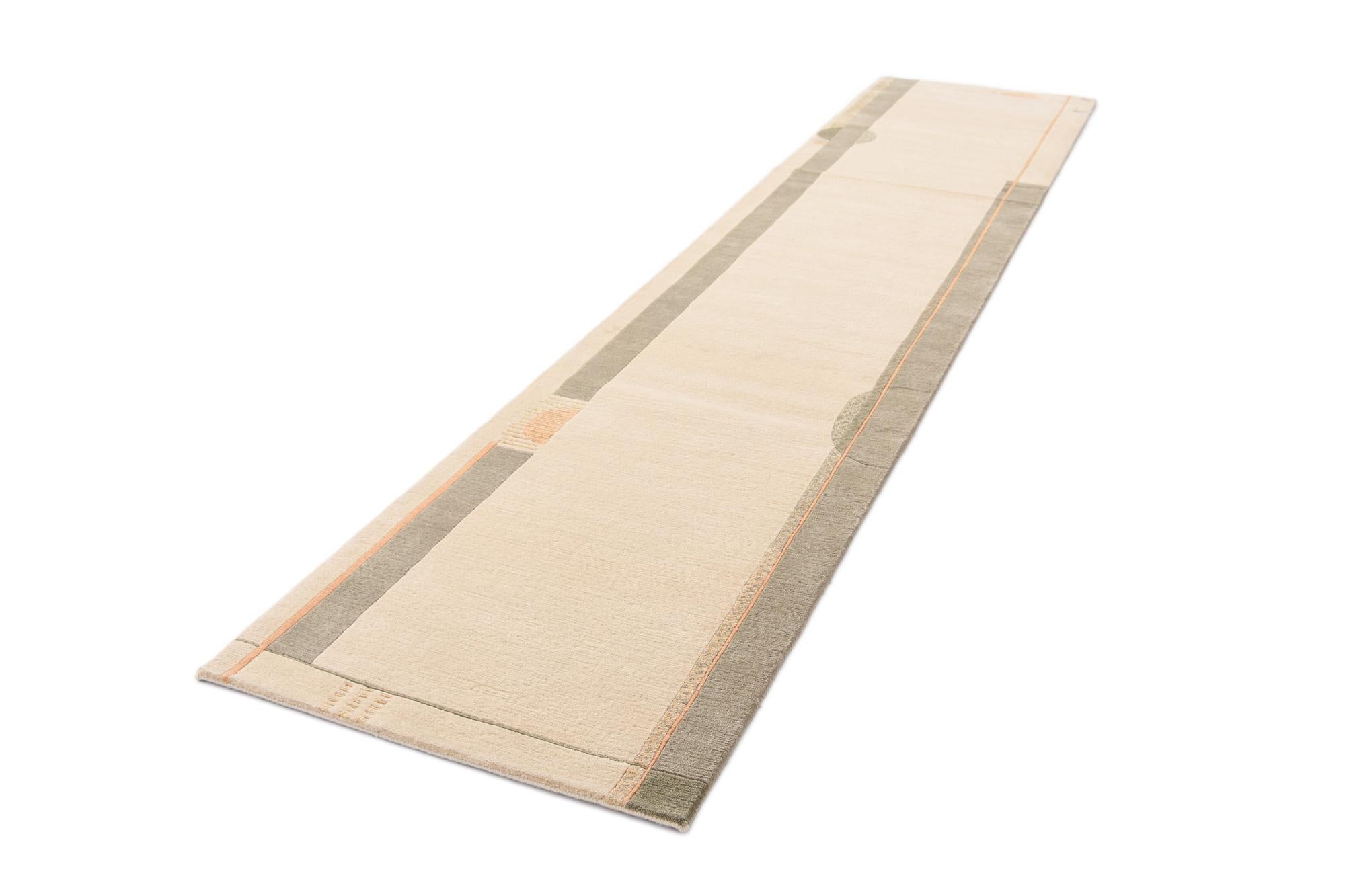 2' 9 x 13' Darya Runner Rug