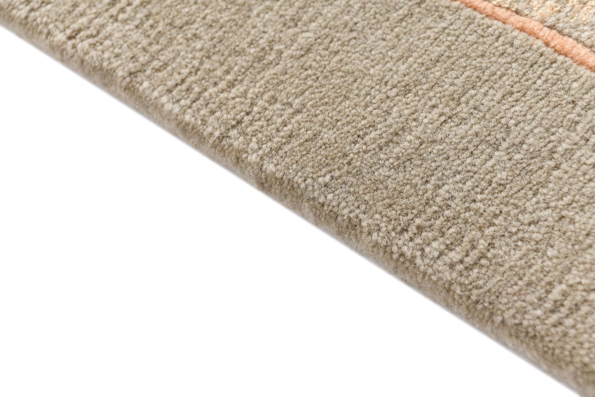 2' 9 x 13' Darya Runner Rug