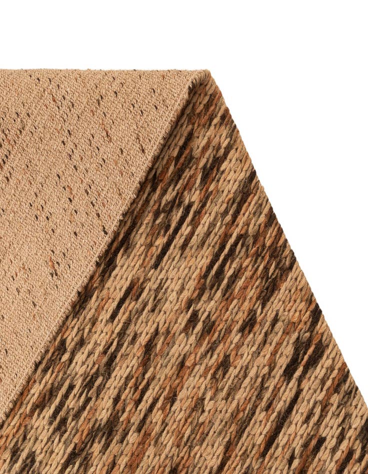 Detail image of 2' 4 x 4' 7 Lana New Zealand Wool Runner Rug