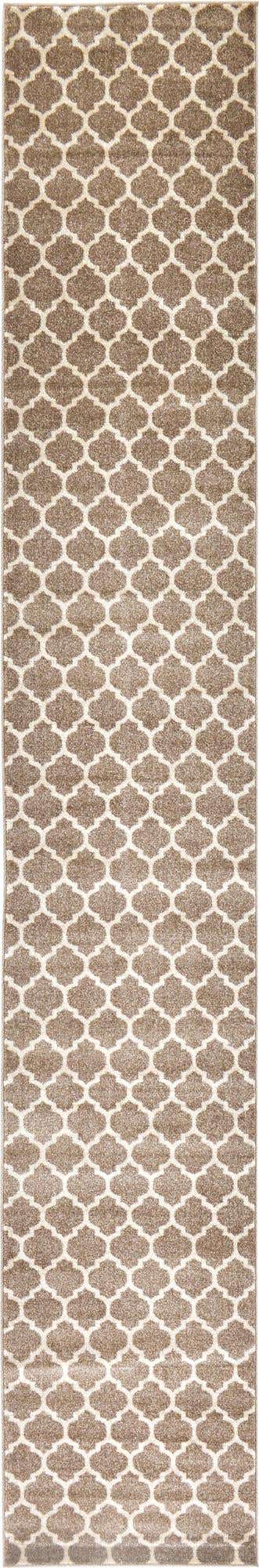 2' 7 x 16' 5 Lattice Runner Rug