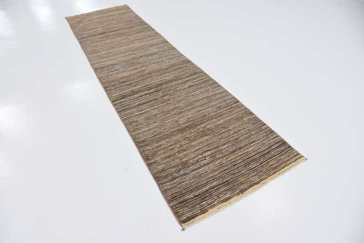 2' 6 x 9' 8 Modern Ziegler Runner Rug