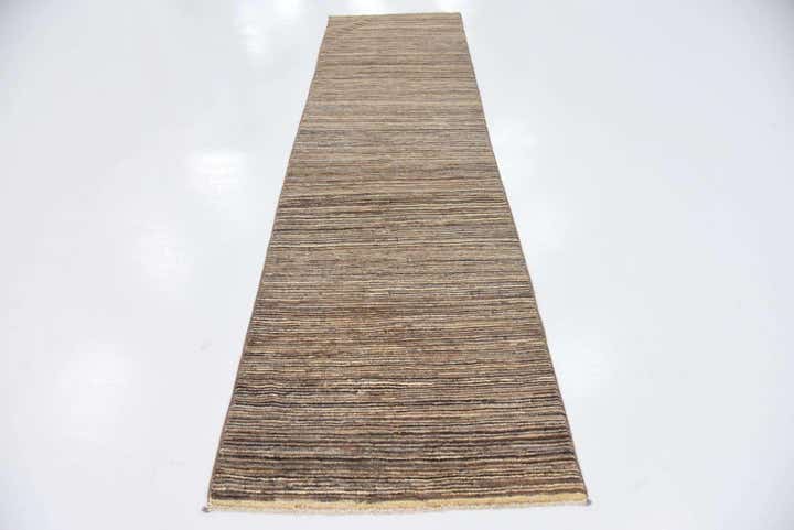 2' 6 x 9' 8 Modern Ziegler Runner Rug